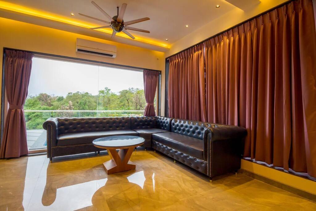 Celebrity Villa อิกัตปุรี ภายนอก รูปภาพ